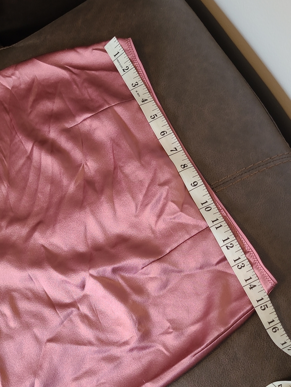 Vince 100% Silk Mauvy Pink Midi Slip Skirt Bias Cut Sz 6 Flattering Dainty Chic - Picture 12 of 13